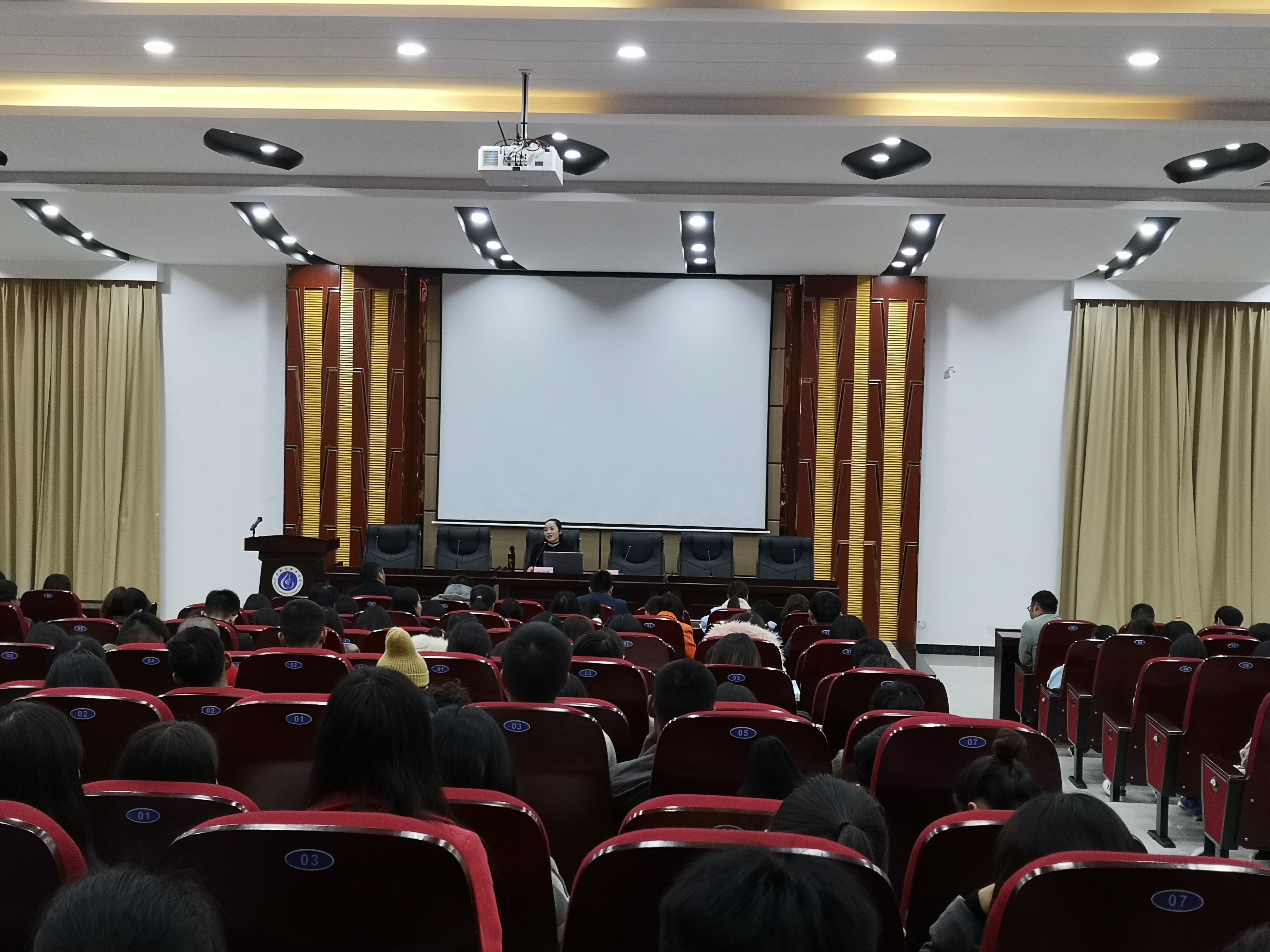 B69046F63C77C5A215924B99D39BCEFB